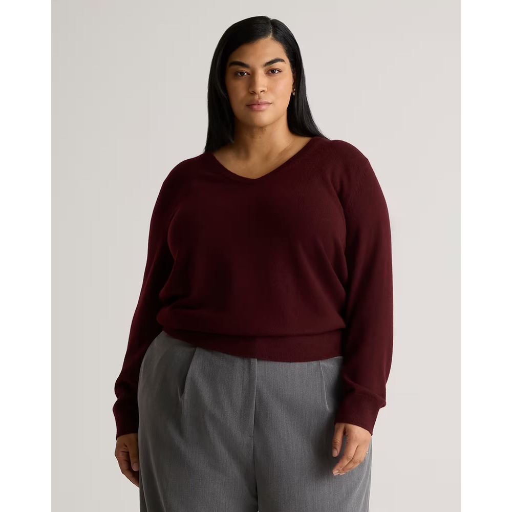 Quince Mongolian Cashmere V-Neck Sweater Rich Burgundy Medium New With Tags